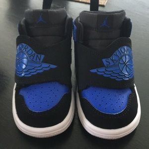 Infant Sky Jordan 1 size 6c